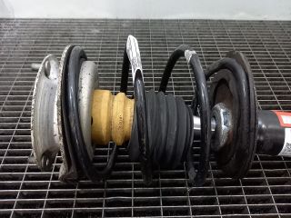 bontott BMW 5 E60 Első Rugó