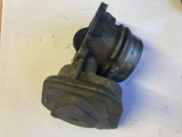 bontott BMW 5 E60 Fojtószelep (Elektromos)