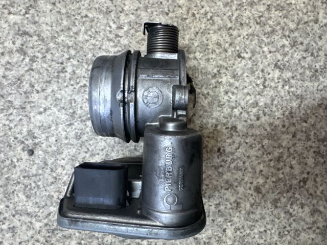 bontott BMW 5 E60 Fojtószelep (Elektromos)