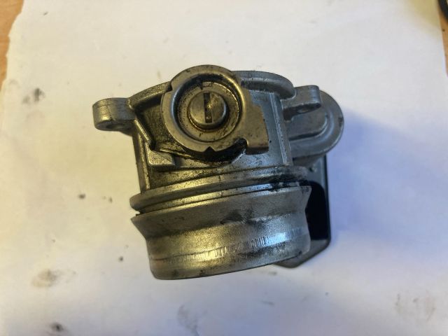 bontott BMW 5 E60 Fojtószelep (Elektromos)