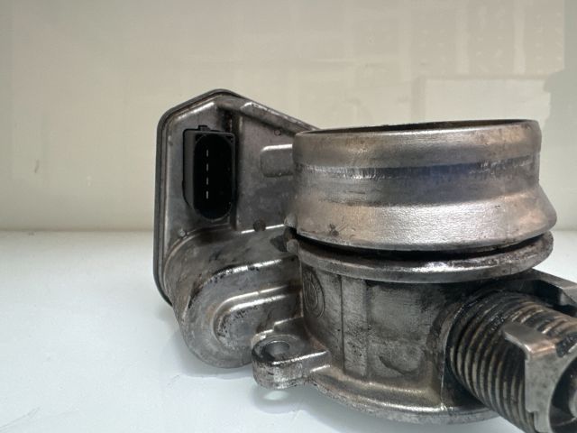 bontott BMW 5 E60 Fojtószelep (Elektromos)