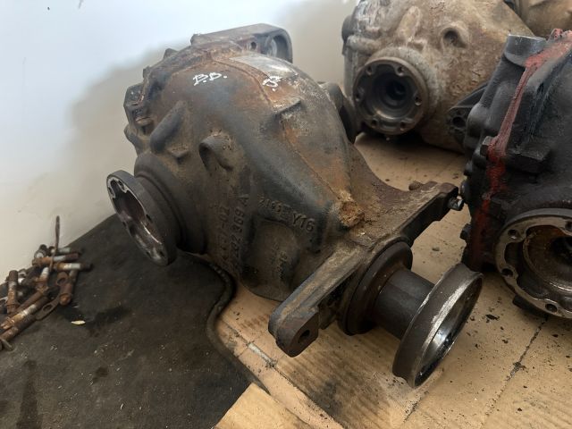 bontott BMW 5 E60 Hátsó Differenciálmű