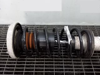 bontott BMW 5 E60 Hátsó Rugó