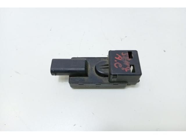 bontott BMW 5 E60 Jeladó (Magában)