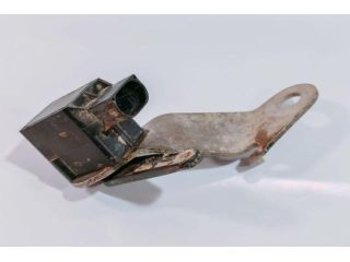 bontott BMW 5 E60 Jeladó (Magában)