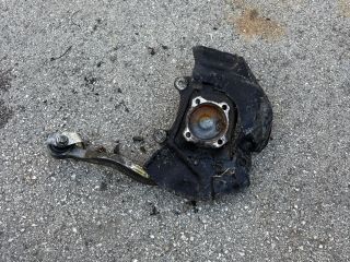 bontott BMW 5 E60 Jobb első Csonkállvány