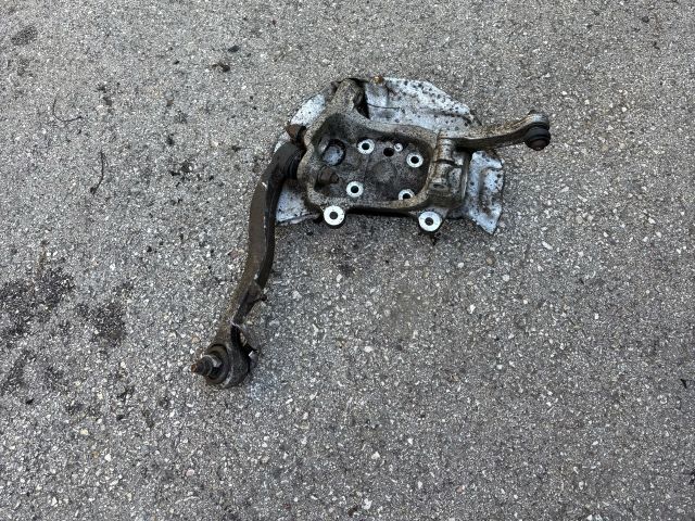 bontott BMW 5 E60 Jobb első Csonkállvány