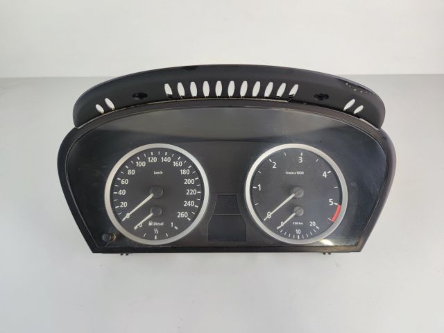 bontott BMW 5 E60 Kilométeróra