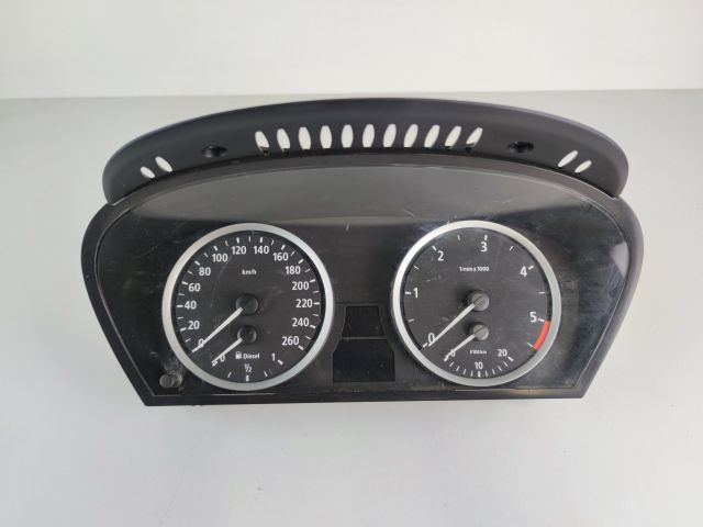 bontott BMW 5 E60 Kilométeróra