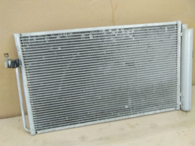 bontott BMW 5 E60 Klímahűtő Radiátor