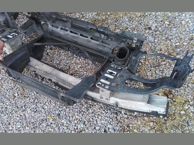 bontott BMW 5 E60 Komplett Homlokfal (Részeivel)