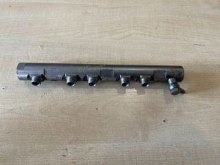 bontott BMW 5 E60 Közösnyomócső