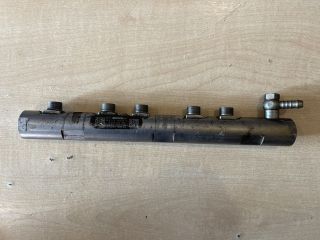 bontott BMW 5 E60 Közösnyomócső