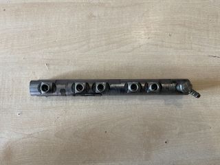 bontott BMW 5 E60 Közösnyomócső