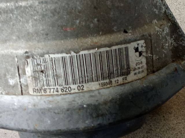 bontott BMW 5 E60 Motor Tartó Bak (Pozíciófüggetlen)