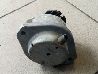 bontott BMW 5 E60 Motor Tartó Bak (Pozíciófüggetlen)