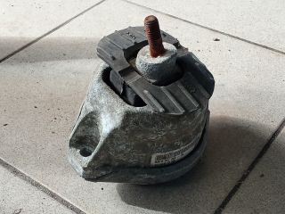 bontott BMW 5 E60 Motor Tartó Bak (Pozíciófüggetlen)