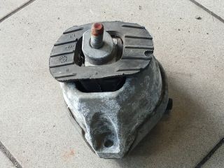 bontott BMW 5 E60 Motor Tartó Bak (Pozíciófüggetlen)