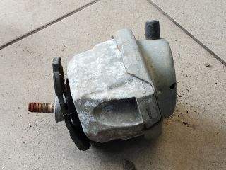 bontott BMW 5 E60 Motor Tartó Bak (Pozíciófüggetlen)