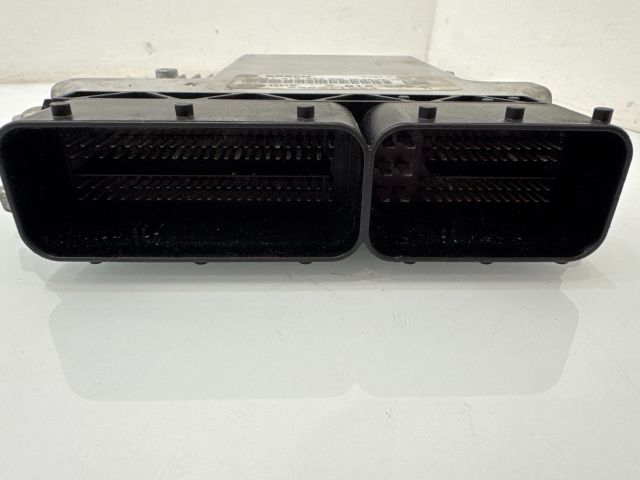 bontott BMW 5 E60 Motorvezérlő