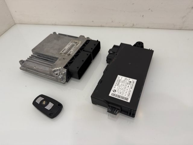 bontott BMW 5 E60 Motorvezérlő