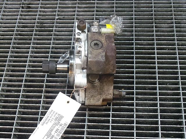 bontott BMW 5 E60 Nagynyomású Szivattyú