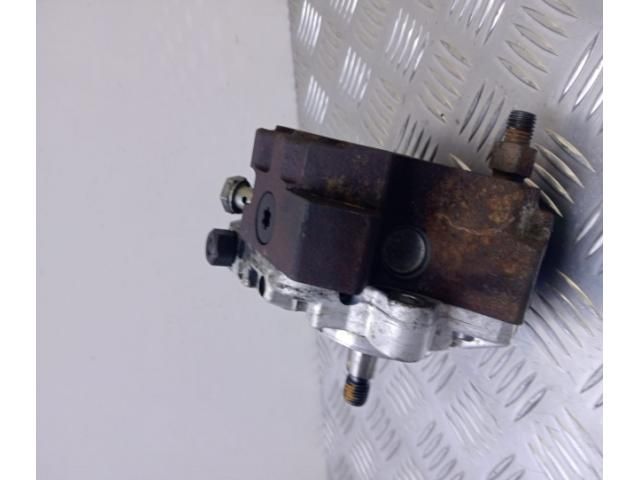 bontott BMW 5 E60 Nagynyomású Szivattyú