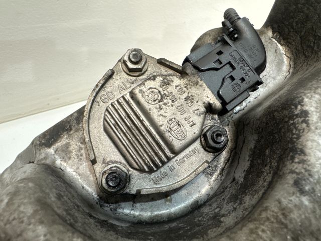 bontott BMW 5 E60 Olajteknő