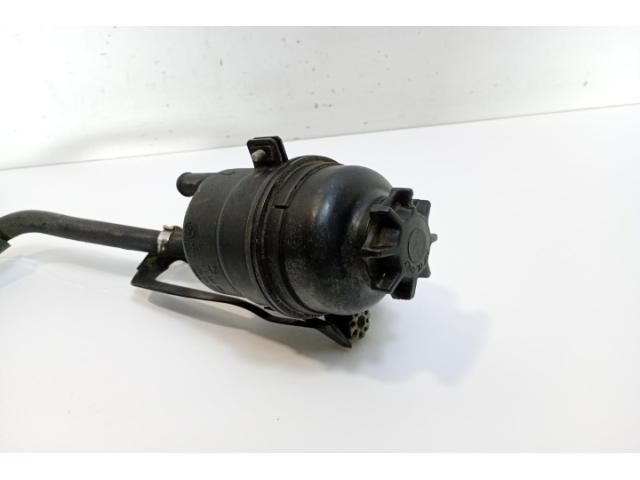 bontott BMW 5 E60 Szervóolaj Tartály