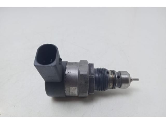 bontott BMW 5 E60 Tankszellőztető Szelep