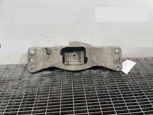 bontott BMW 5 E60 Váltó Tartó Bak (Pozíciófüggetlen)