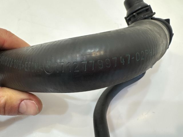 bontott BMW 5 E60 Vízcső