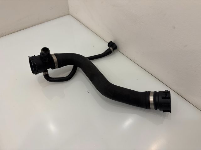 bontott BMW 5 E60 Vízcső