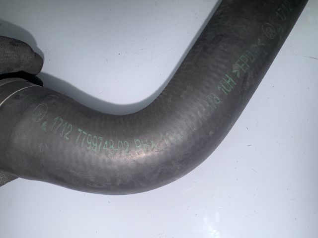 bontott BMW 5 E60 Vízcső