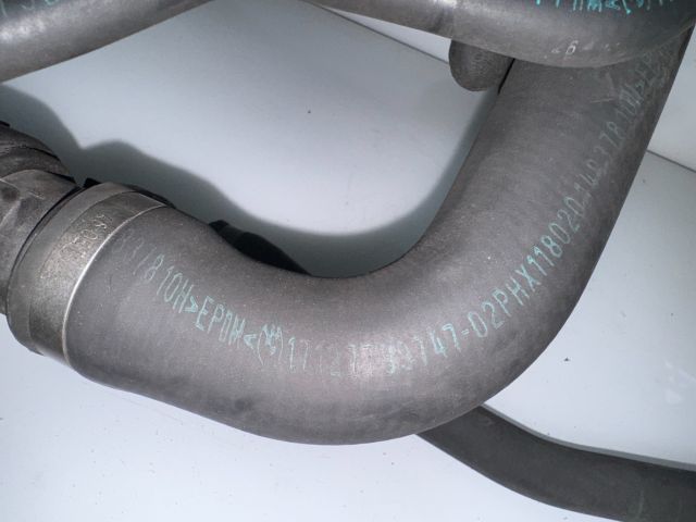 bontott BMW 5 E60 Vízcső