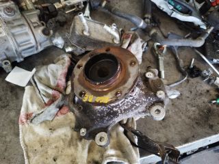 bontott BMW 5 E60 Bal első Csonkállvány Kerékaggyal