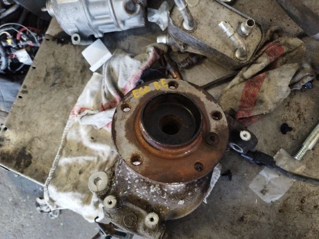 bontott BMW 5 E60 Bal első Csonkállvány Kerékaggyal