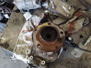 bontott BMW 5 E60 Bal első Csonkállvány Kerékaggyal