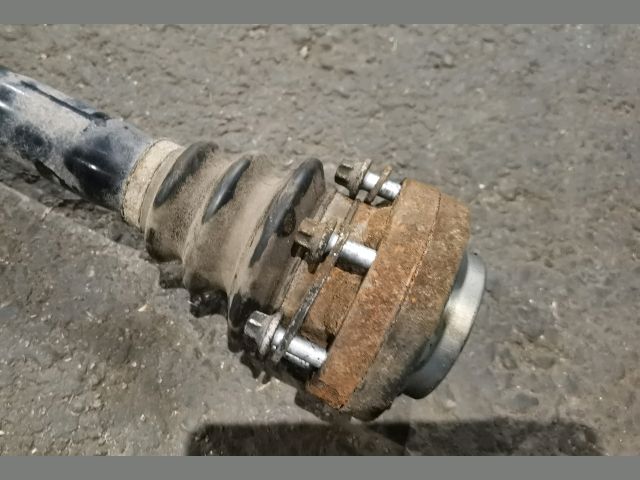 bontott BMW 5 E60 Hátsó Féltengely (Pozíciófüggetlen)