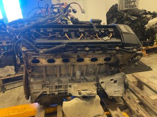 bontott BMW 5 E60 Komplett Motor (Segédberendezésekkel)