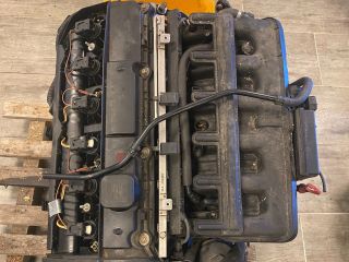 bontott BMW 5 E60 Komplett Motor (Segédberendezésekkel)