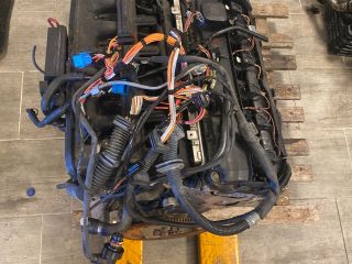 bontott BMW 5 E60 Komplett Motor (Segédberendezésekkel)