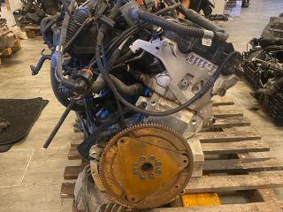 bontott BMW 5 E60 Komplett Motor (Segédberendezésekkel)