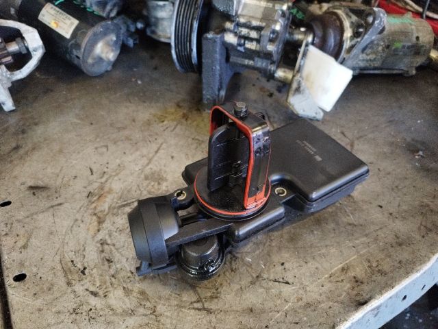 bontott BMW 5 E60 Szívósor Állító Vákuumszelep