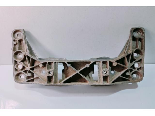 bontott BMW 5 E60 Motor Tartó Bak (Pozíciófüggetlen)