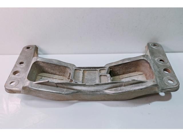 bontott BMW 5 E60 Motor Tartó Bak (Pozíciófüggetlen)