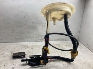 bontott BMW 5 E60 Üzemanyagszint Jeladó