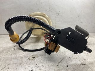 bontott BMW 5 E60 Üzemanyagszint Jeladó