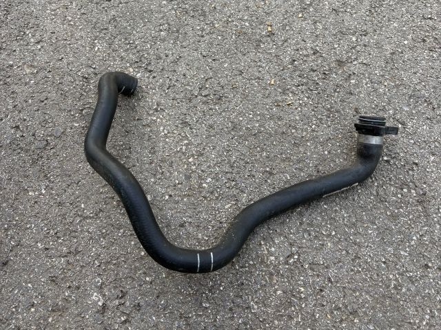 bontott BMW 5 E60 Vízcső