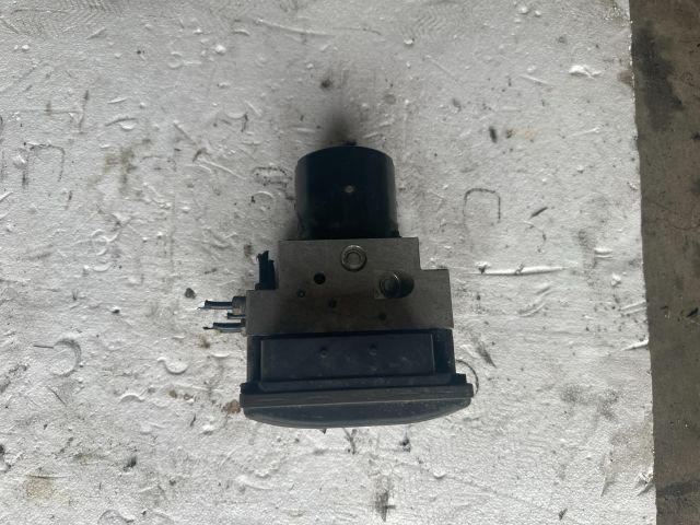 bontott BMW 5 E60 ABS Kocka